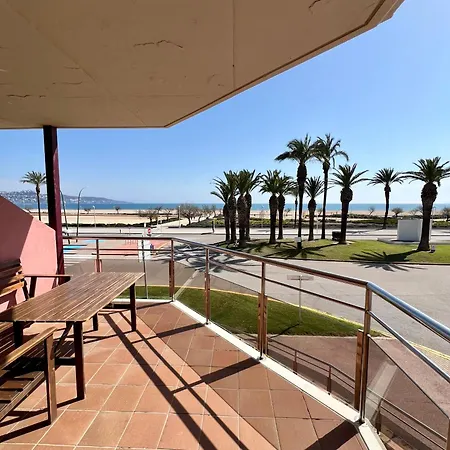 Primera Linea Seaview Apartment
