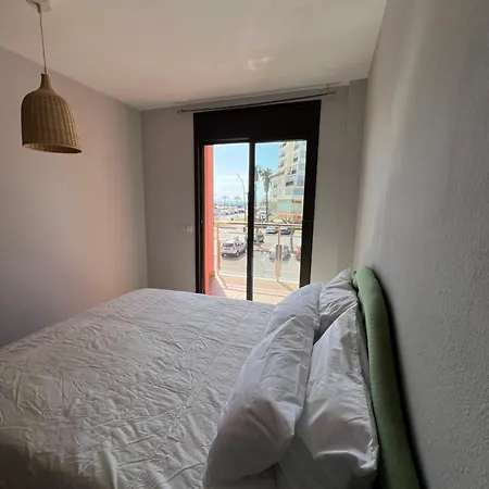 Primera Linea Seaview Apartment *