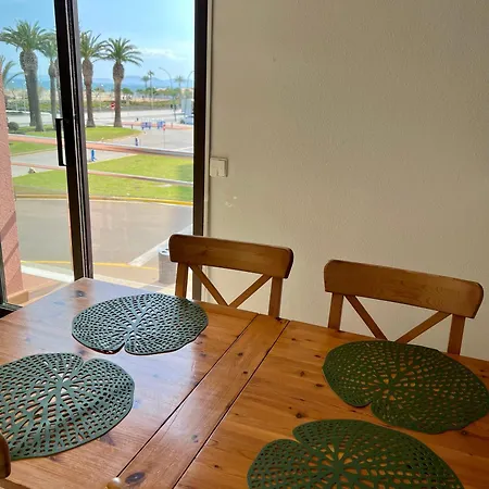 Primera Linea Seaview Apartment *